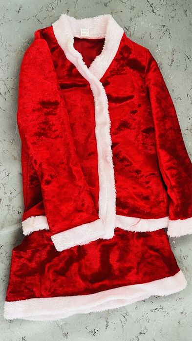 Продам костюм санта клауса на девочку