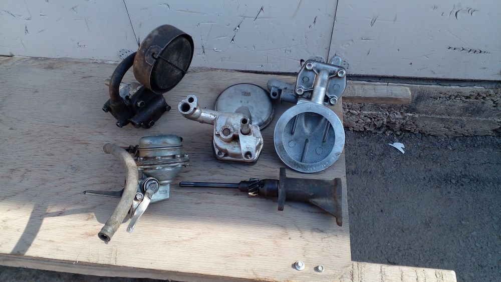 Продам запчасти на 402 двс