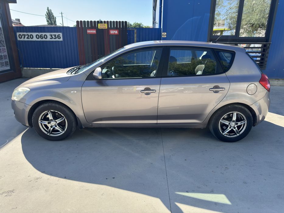 Vand KIA Ceed 1.6 crdi 2007