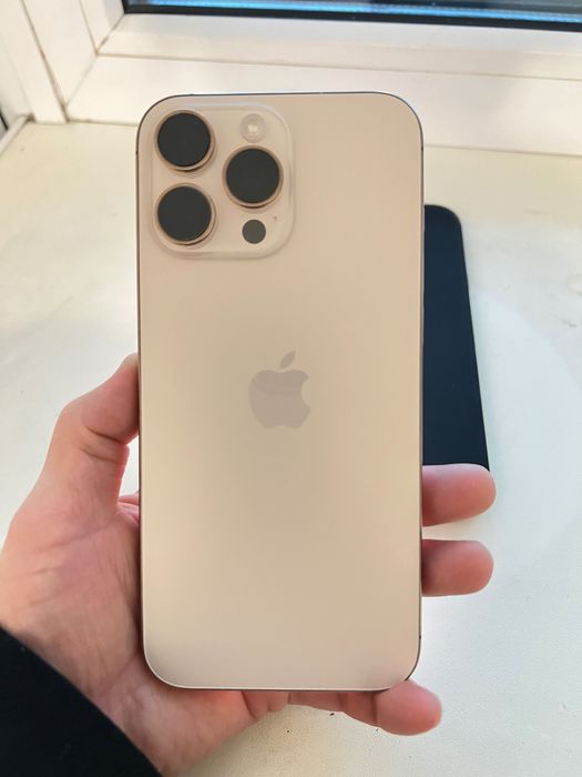Продам IPhone 16 pro max