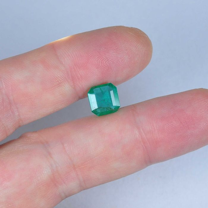Естествен изумруд 2.52 ct