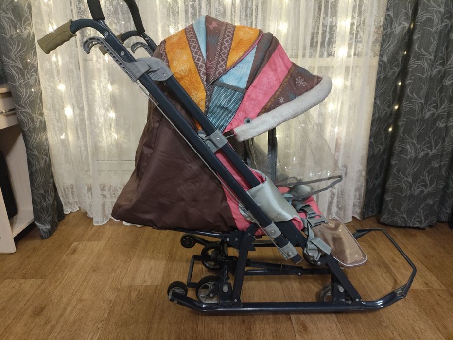 Продам сани Никко