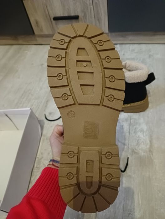 Дамски зимни боти