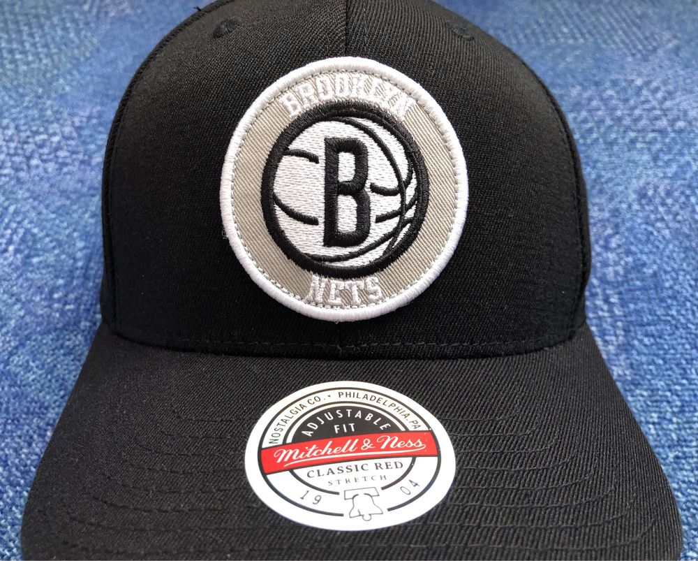 НОВИ Mitchell & Ness NBA Brooklyn Nets ОРИГИНАЛНА шапка