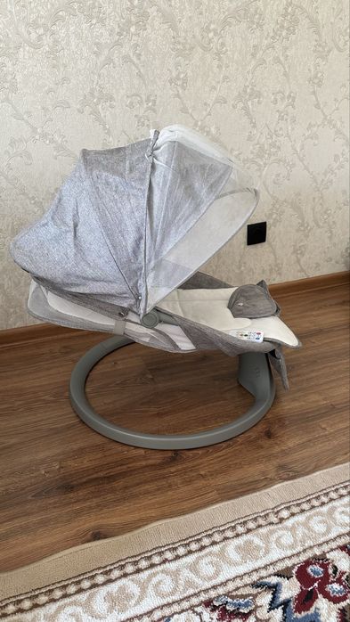 Шезлёнок продам новый