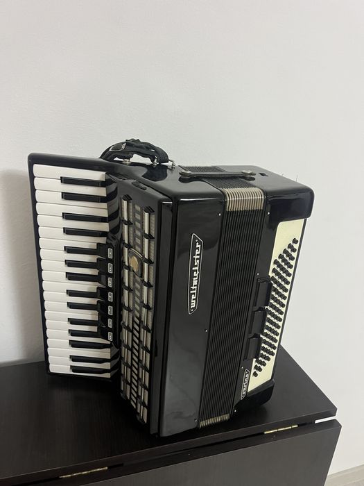 Acordeon Weltmeister, Hohner