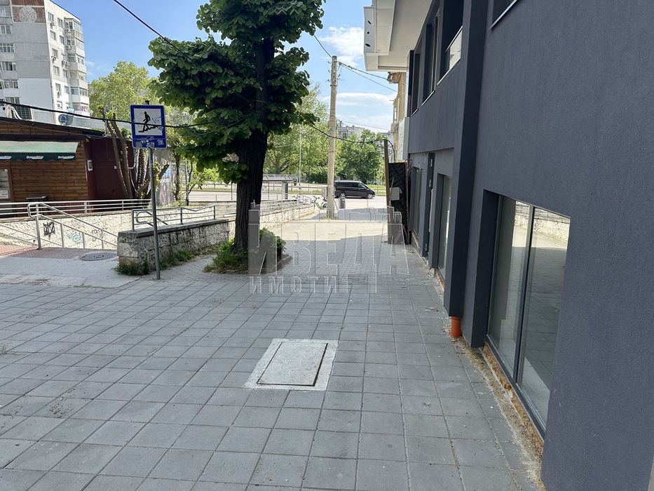 Продава се Магазин в Варна, Левски - 59 кв.м за 2865 €/кв.м - Снимка #2