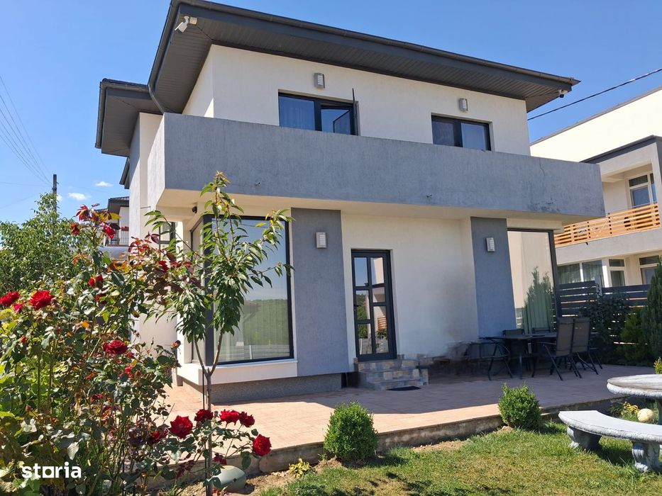 Vila Modernă de Vânzare în Rediu