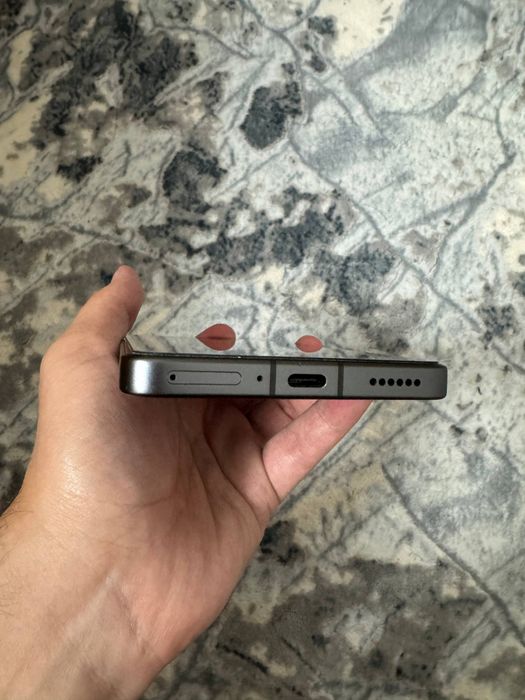 Xiaomi Poco F7 pro 12/256gb black