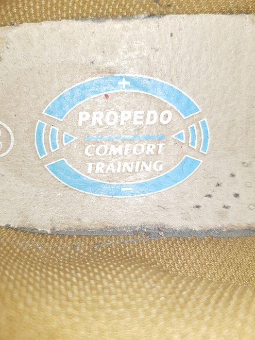 Много удобни и здрави обувки за туризъм,спор или ежед,номе