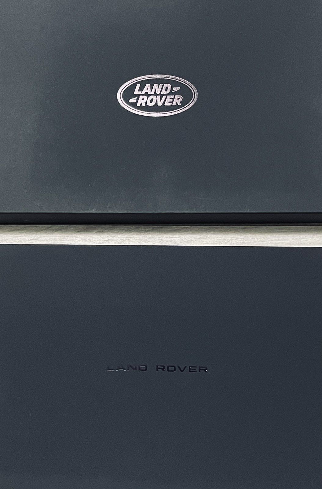 Оригинална луксозна кутия за Land Rover