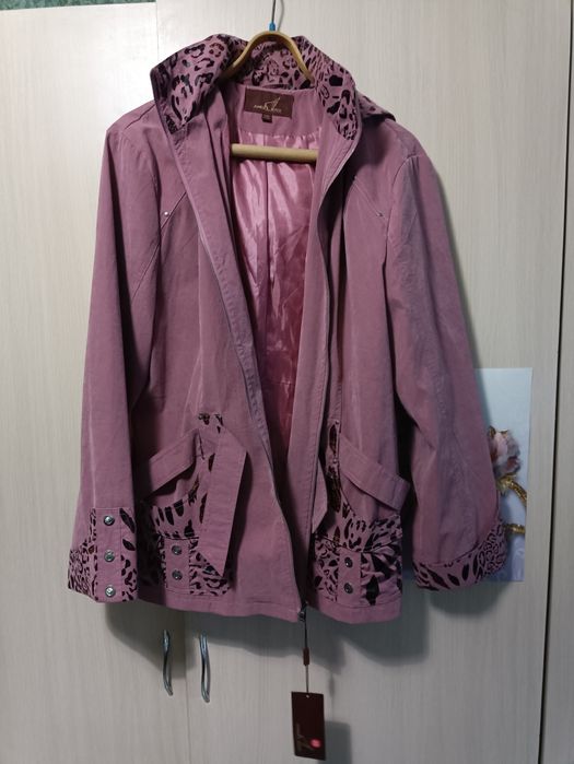 Женские демесизонные польта