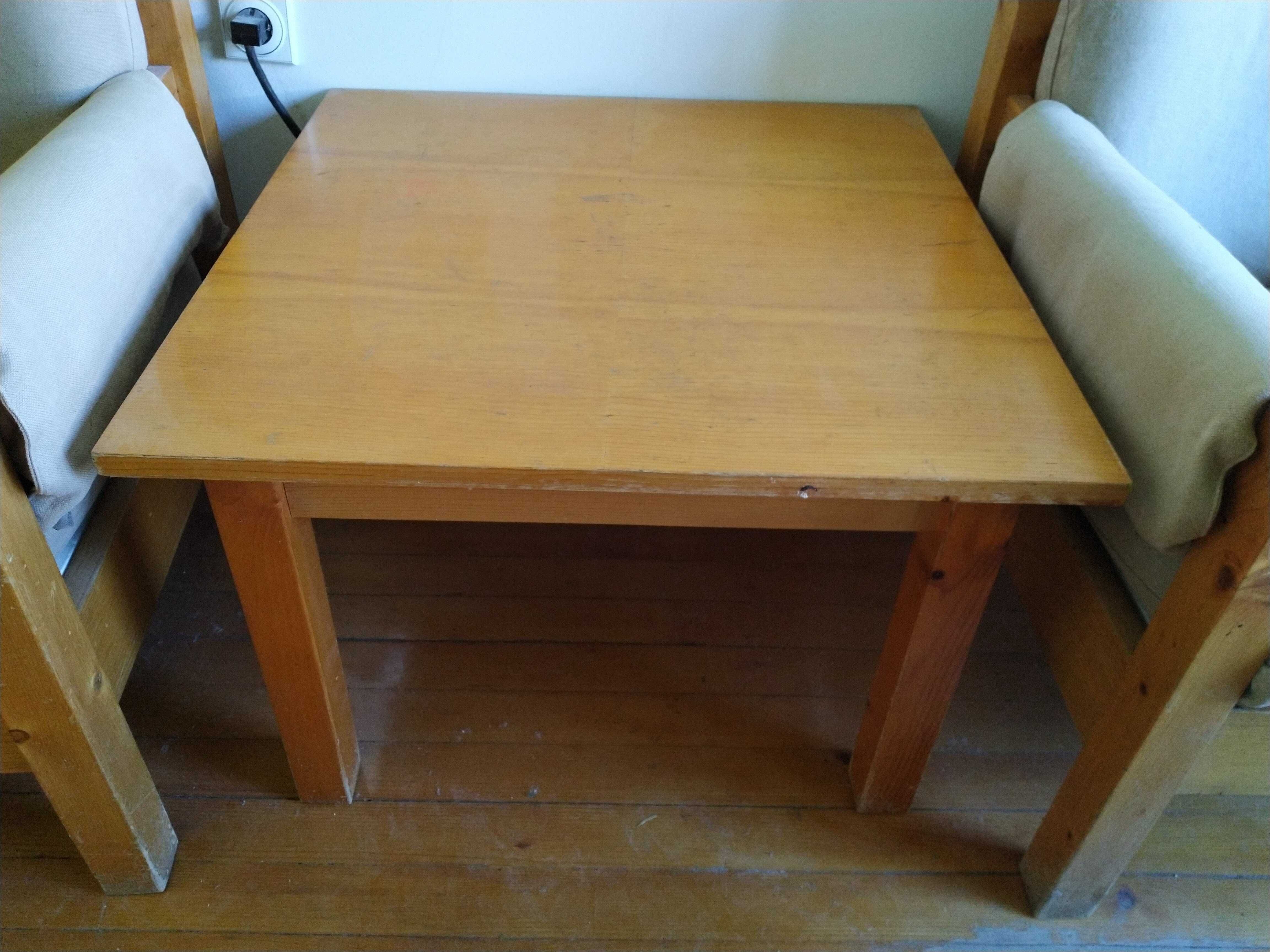 Холна маса, дървена маса за телефон