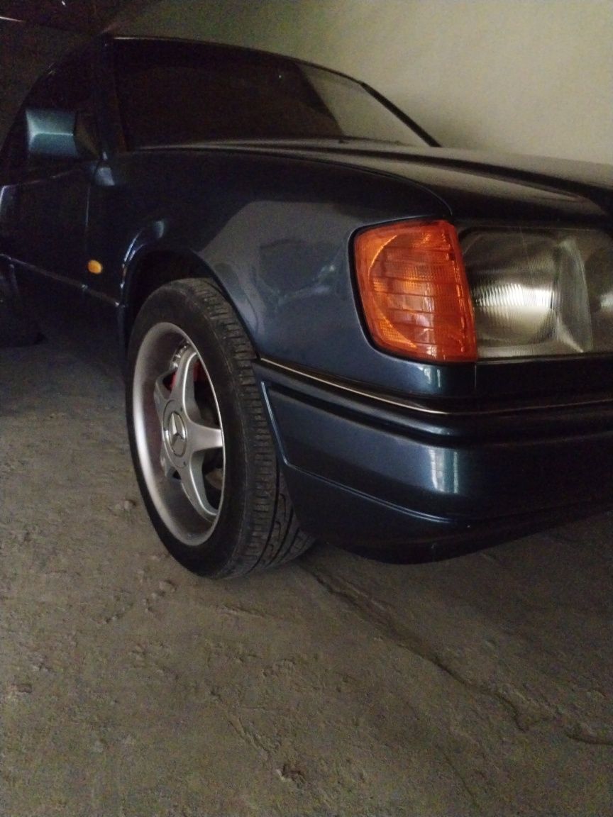 W124 sotiladi 1995 yil