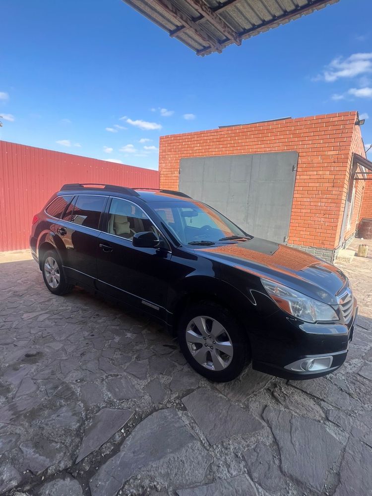 Subaru Outback 2011