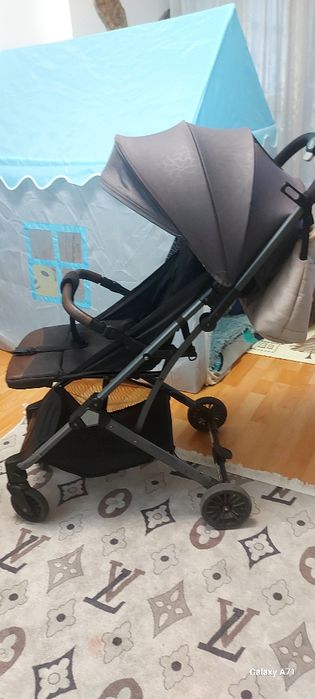 Vand carucior sport cu ham și accesorii i