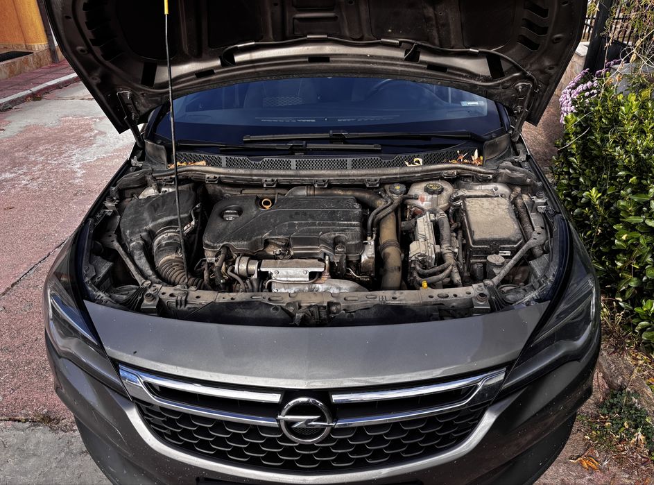Opel Astra Turbo-1.4 бензин, автоматик, 2017г.-отлично състояние