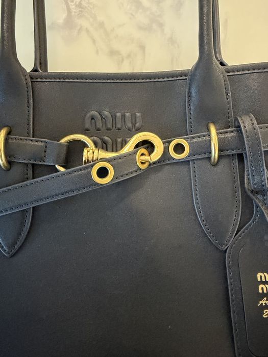 Нова чанта Miu miu