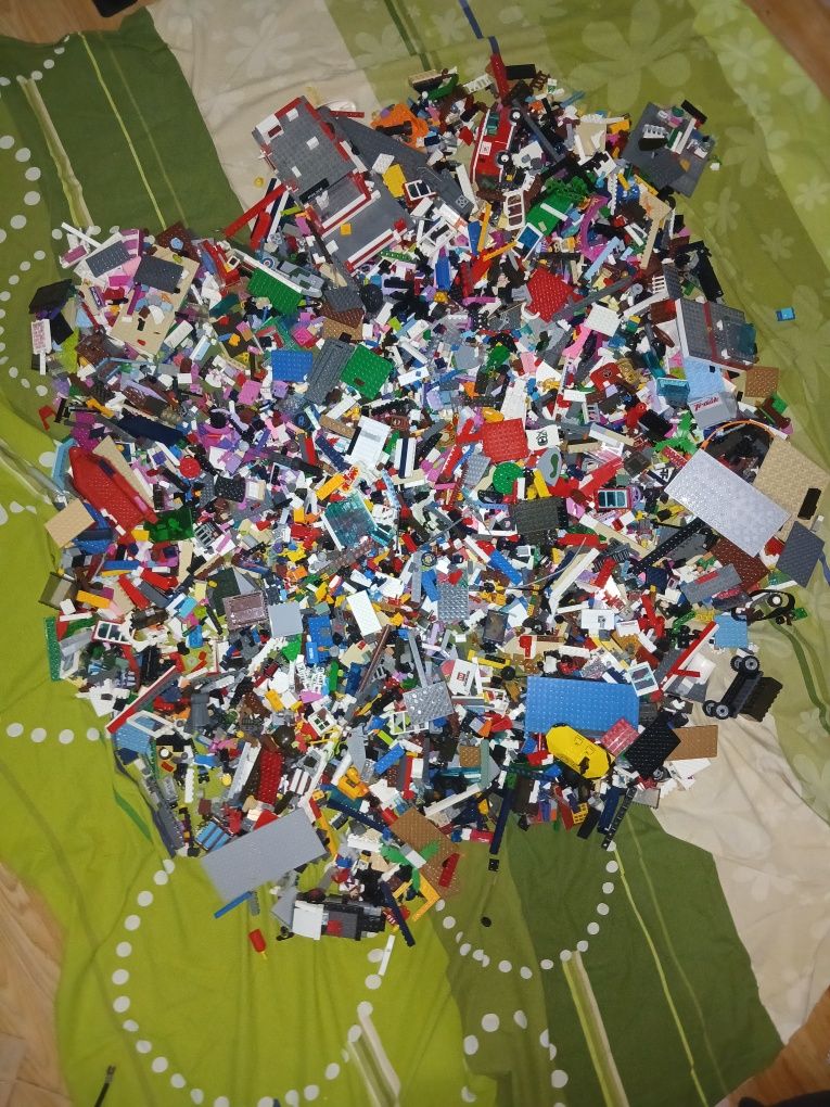 Голям лод от Lego-11kg