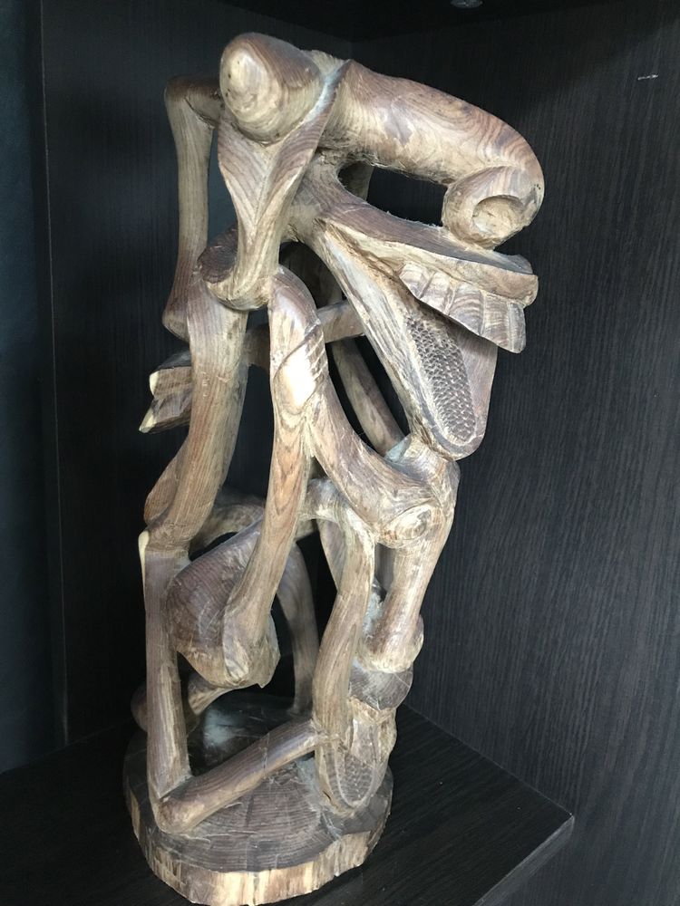 Статуетки, маски, пана