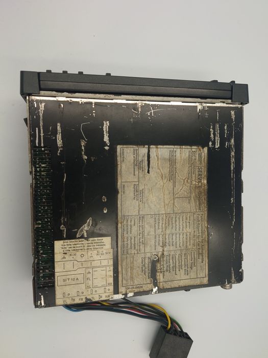 Grundig 5500 RDS , pentru PORSCHE din anii 90