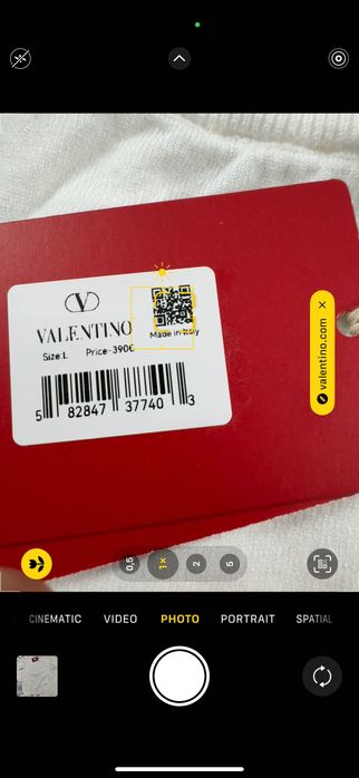 Valentino-Чисто нова оригинална дамска тениска Л размер