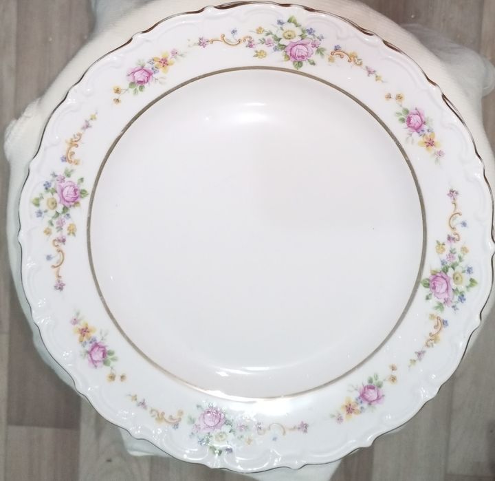 Большие сервизные тарелки. KAHLA. Фарфор. Германия. Винтаж.