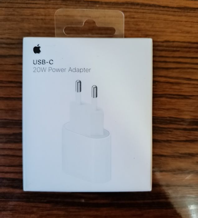 Ново, Оригинално Apple 20W USB-C Зарядно + Подарък Кабел (Неотваряно)