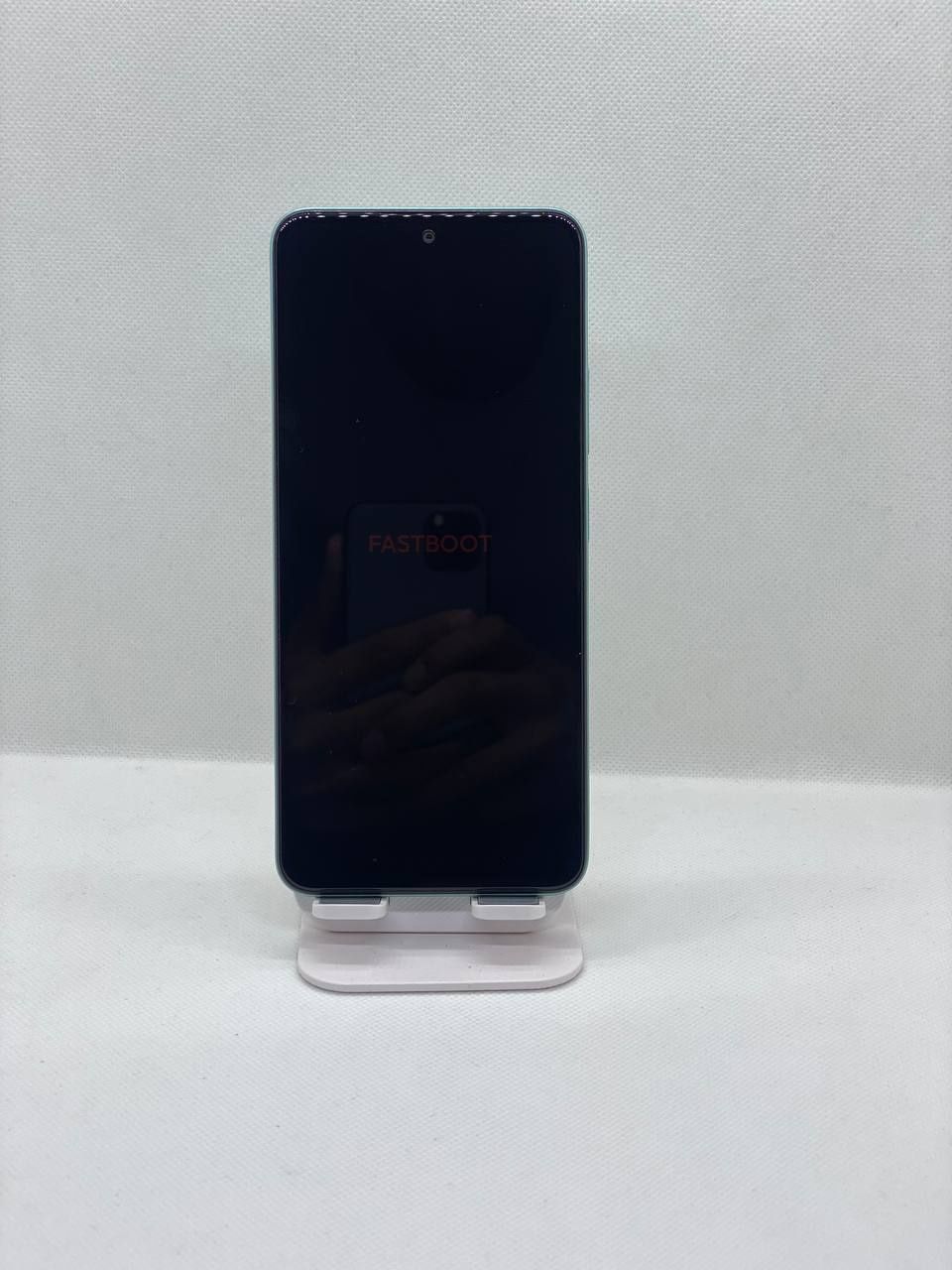 Redmi note 12 128/8+4Gb Sotiladi