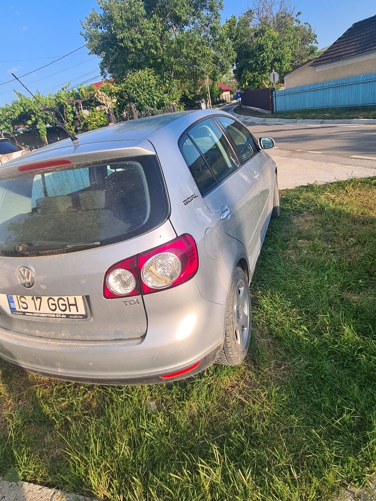 Volkswagen golf plus