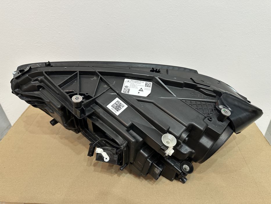 Far dreapta mercedes A class w177 LED EUROPA