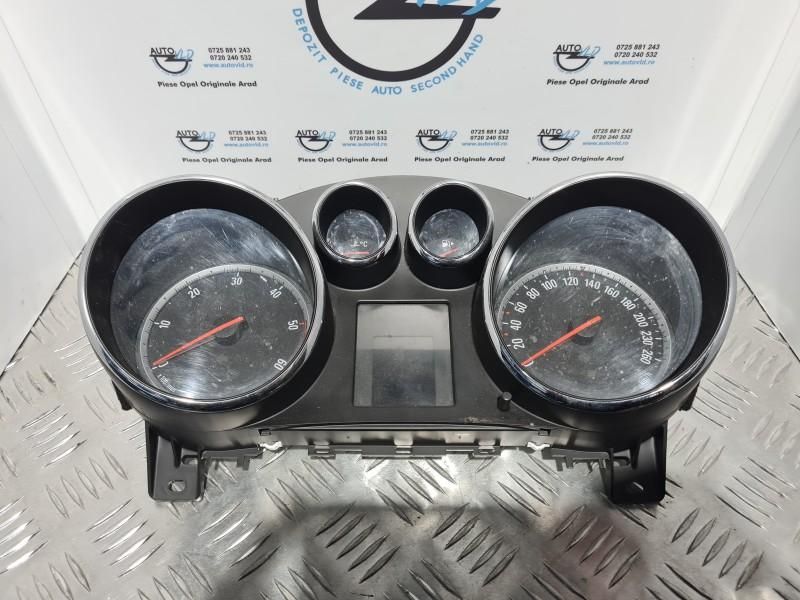 Ceasuri bord Opel Astra J Facelift