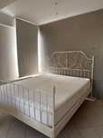 Pat metalic+saltea topper detasabil+dulap+noptiera Ikea