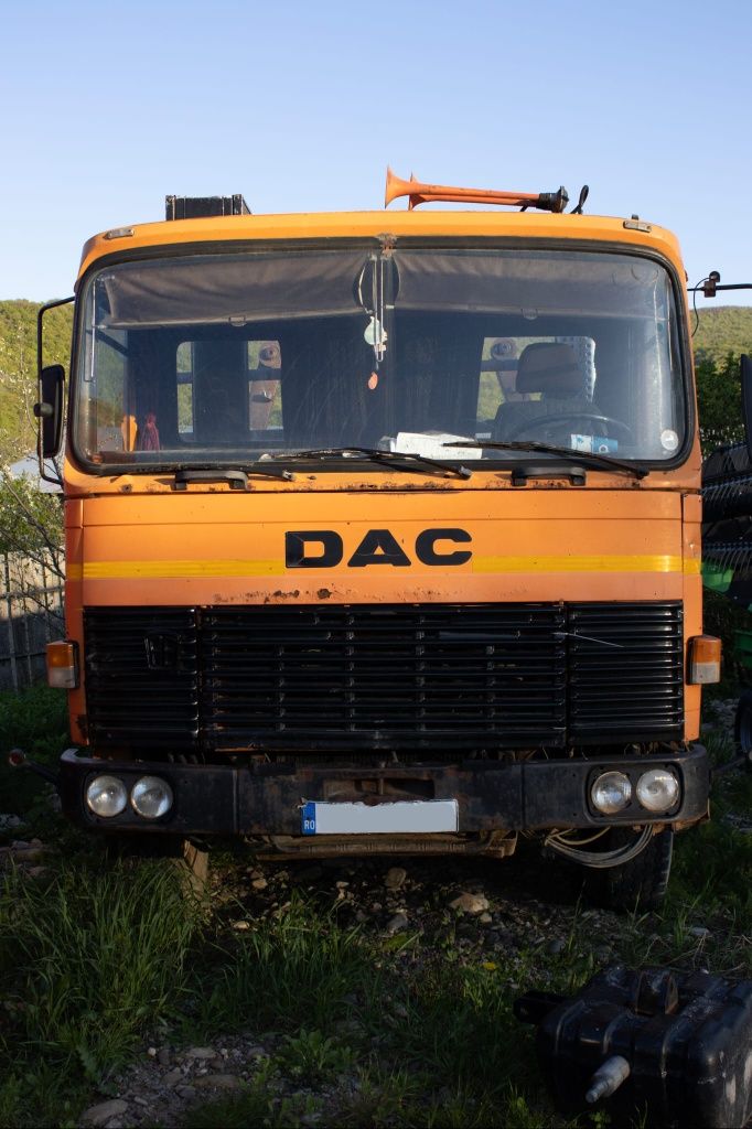 Camion tip rabă DAC și camion tip basculă DAC