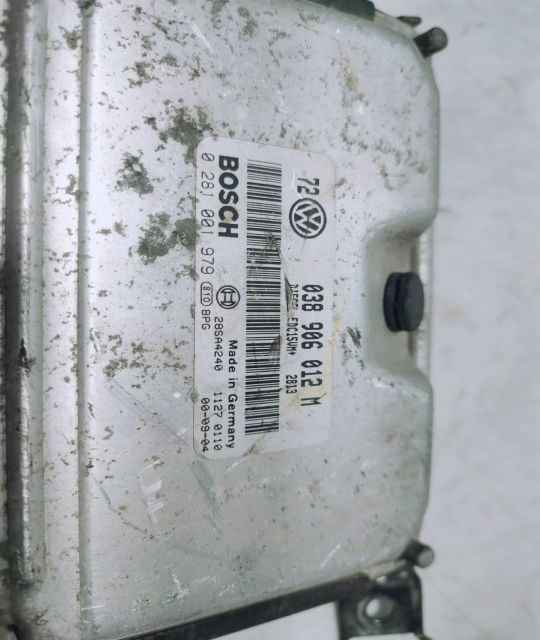 Calculator modul ecu 1.9 tdi alh 038906012m 0281001979 Volkswagen VW Golf 4  [din 1997 pana  2006]