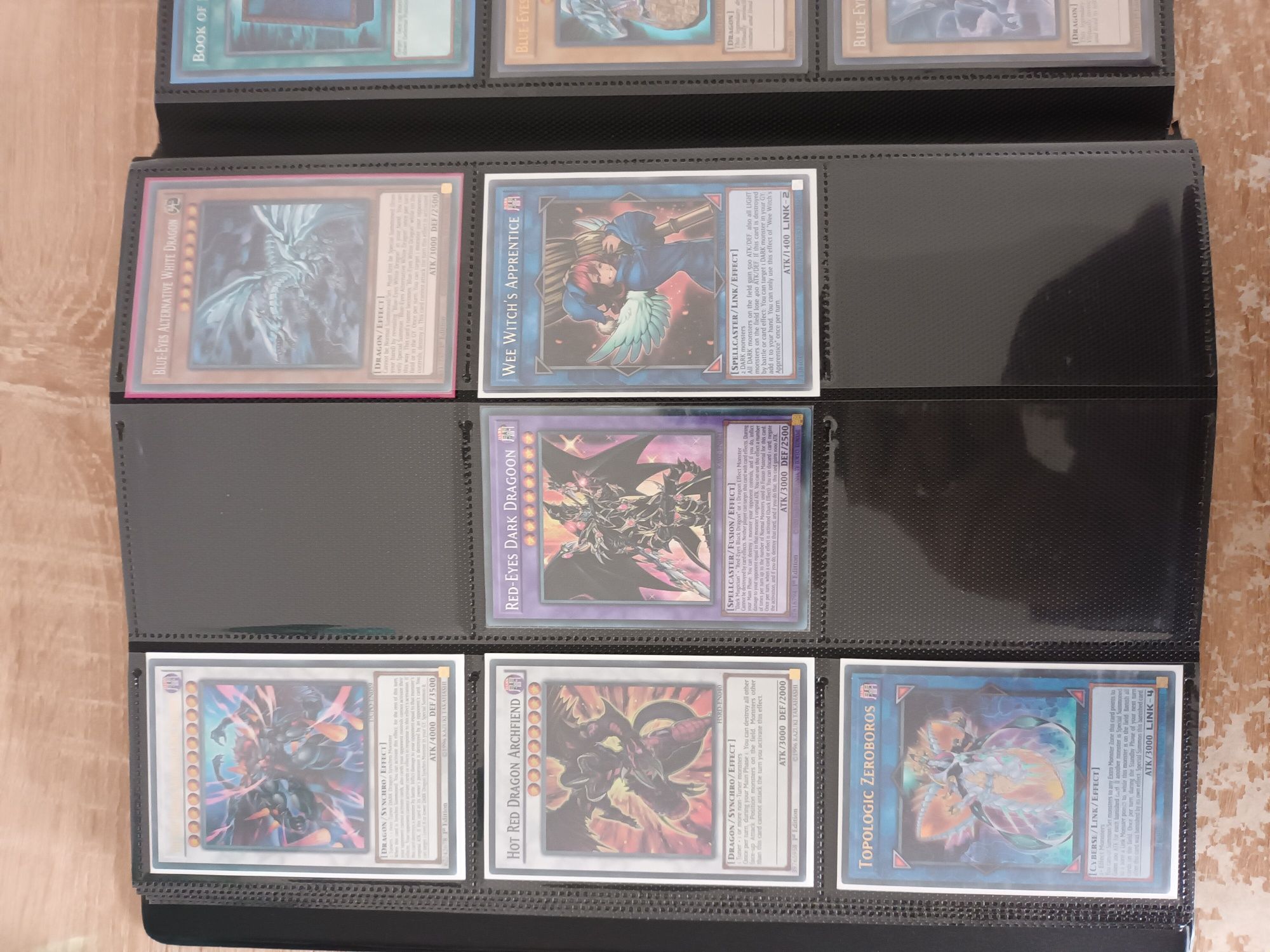 Продавам Yu-Gi-Oh карти