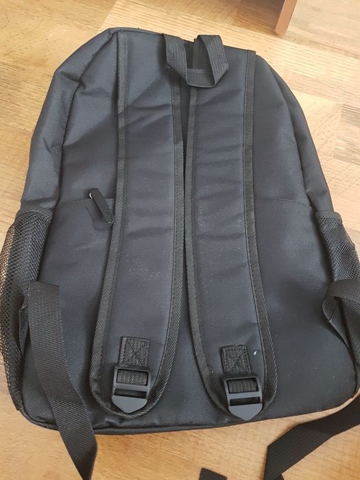 Ghiozdan/rucsac/geanta laptop/cadou anime Attack on Titan