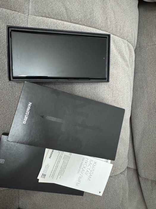 Продаю телефон Samsung Note20 Ultra — как новый