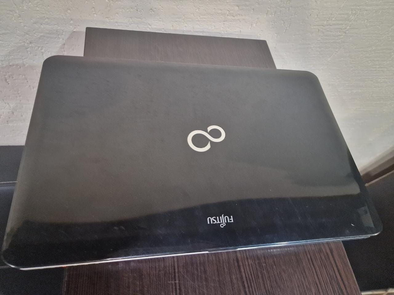 Нетбук acer ноутбук Asus Samsung Hp Fujitsu мышка сумка в подарок