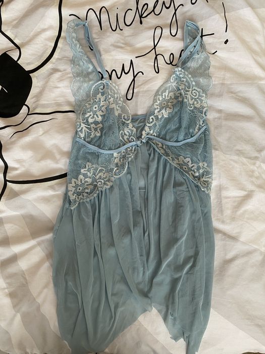 Сутиени и нощници