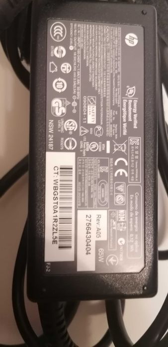 Alimentatoare / Încărcătoare laptop HP originale (18,5 V 19 V 19,5 V)