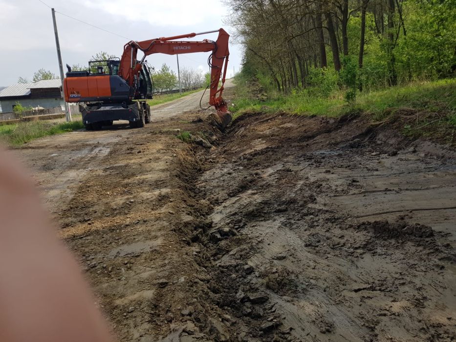 Lucrări de terasamente, săpături, demolări