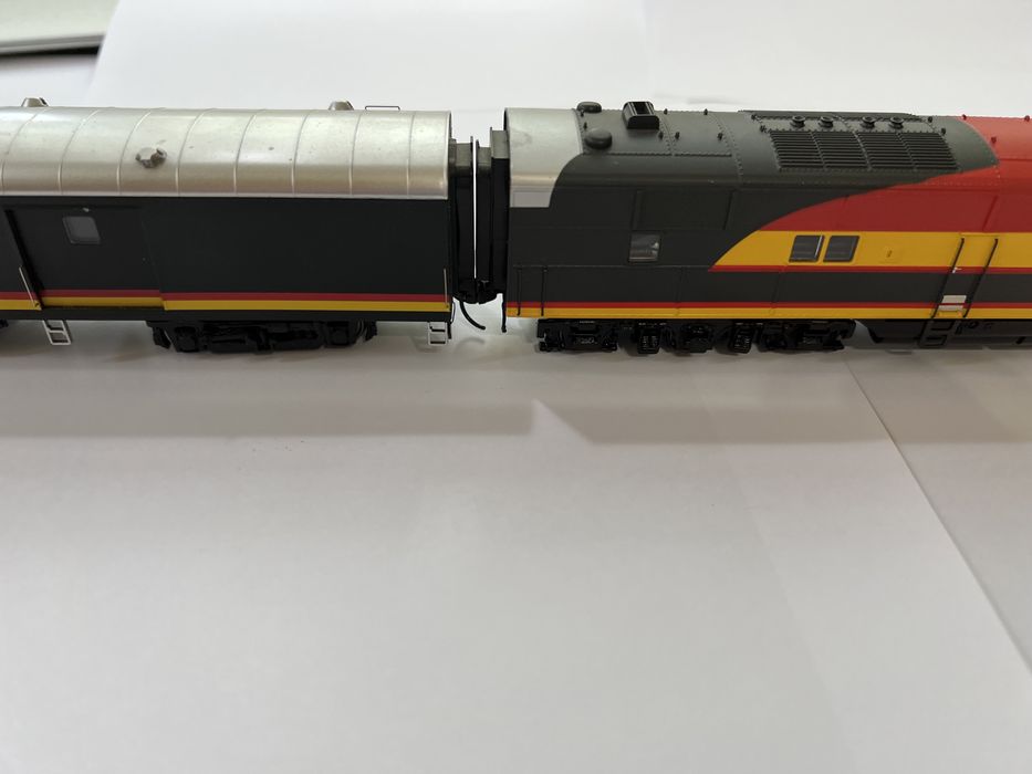 Locomotiva HO Broadway Limited Paragon2 E6A Kansas City DCC & Sunet