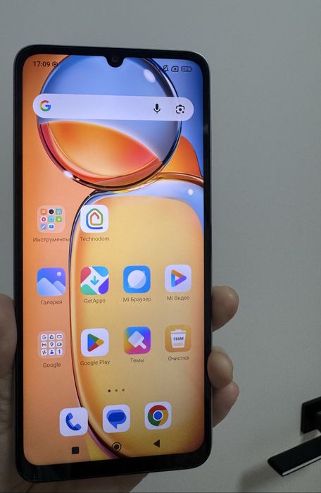 Продам Redmi 13C в отличном состоянии