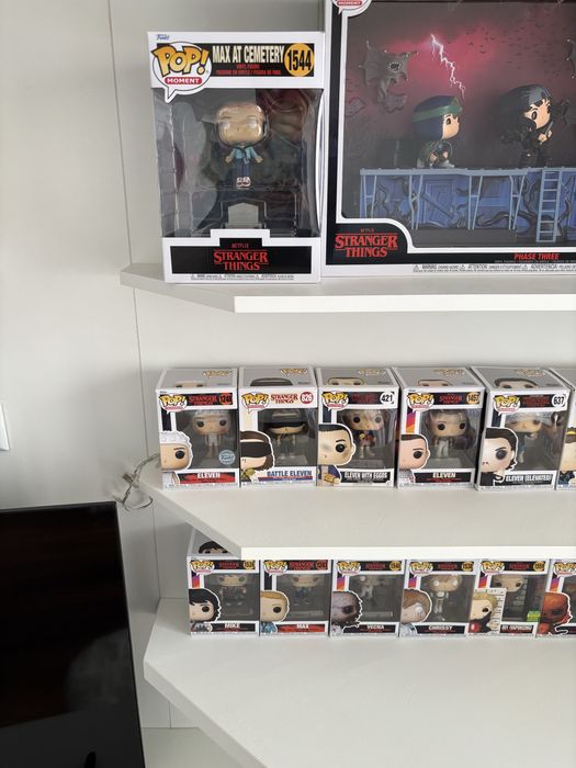 ЕВТИНО Stranger Things funko pop figure