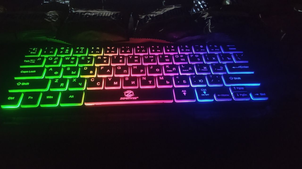 клавиатура 60% Zornwee MK515 RGB подсветкаси бор йориглиги узгаради
