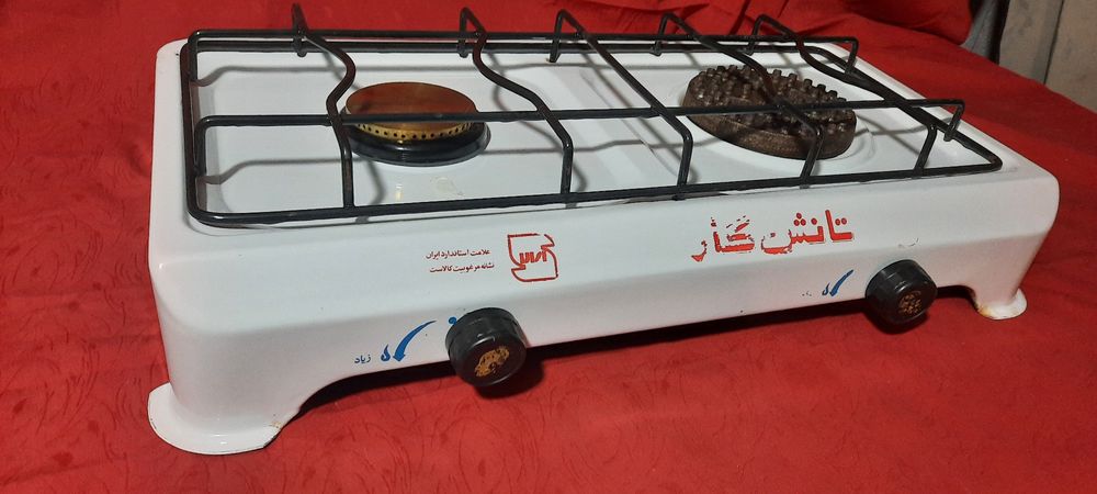 Продаётся настольная газовая плита.
