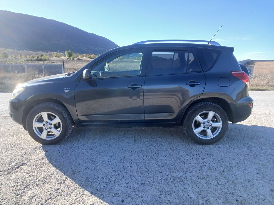 Toyota rav 4 2.2 136  d4d 2007g