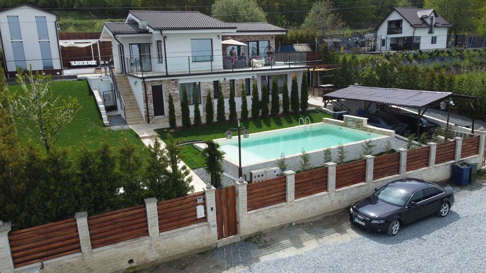 Casa in stil Victorian de vanzare direct de la proprietar!!