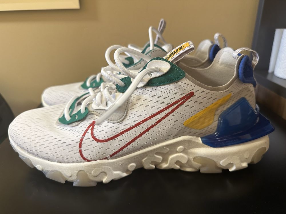 ПРОДАВАМ Оригинални *** - Nike React Vision - 42.5